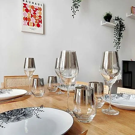 Szálloda Elegant -2br6p - Pere Lachaise 2*